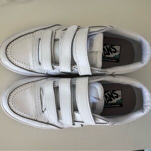 Vans White Velcro Sneakers – Women’s US 8 / EU 39